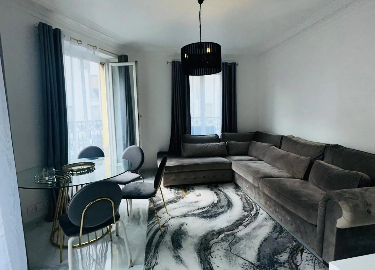 Appartement Parisien location